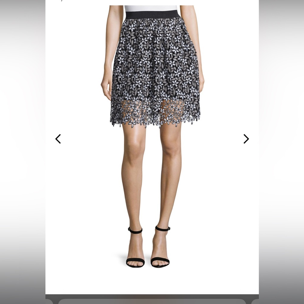Black and white Daisy lace a-line skirt, self-portrait, sz 6